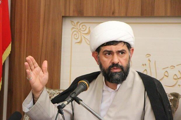 پاسخ به شبهات مصداق امربه‌معروف و نهی از منکر است