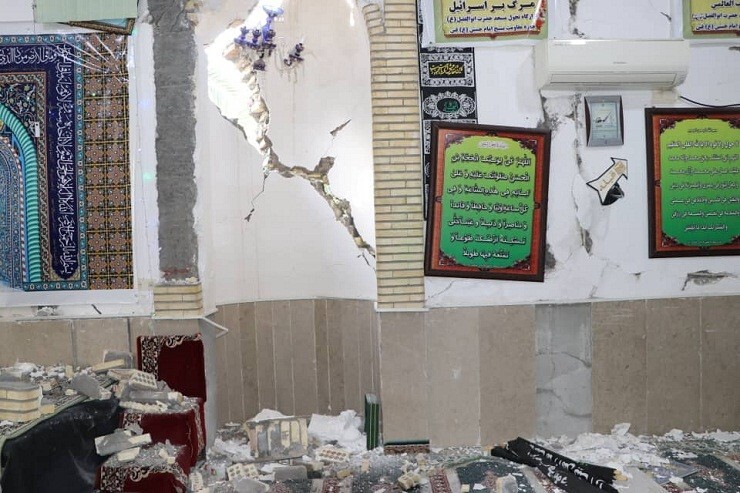 وظیفه اصلی ما انتقال مطالبات مردم زلزله زده هرمزگان به مسئولان و خیران است وظیفه اصلی ما انتقال مطالبات مردم زلزله زده هرمزگان به مسئولان و خیران است