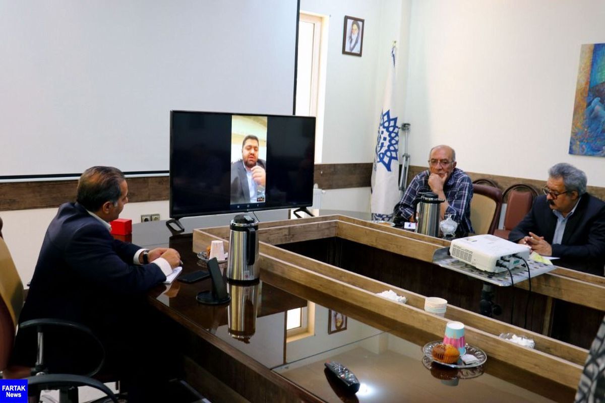 حمایت از نویسندگان انقلابی و متعهد در اولویت برنامههای حوزه هنری قرار دارد حمایت از نویسندگان انقلابی و متعهد در اولویت برنامههای حوزه هنری قرار دارد