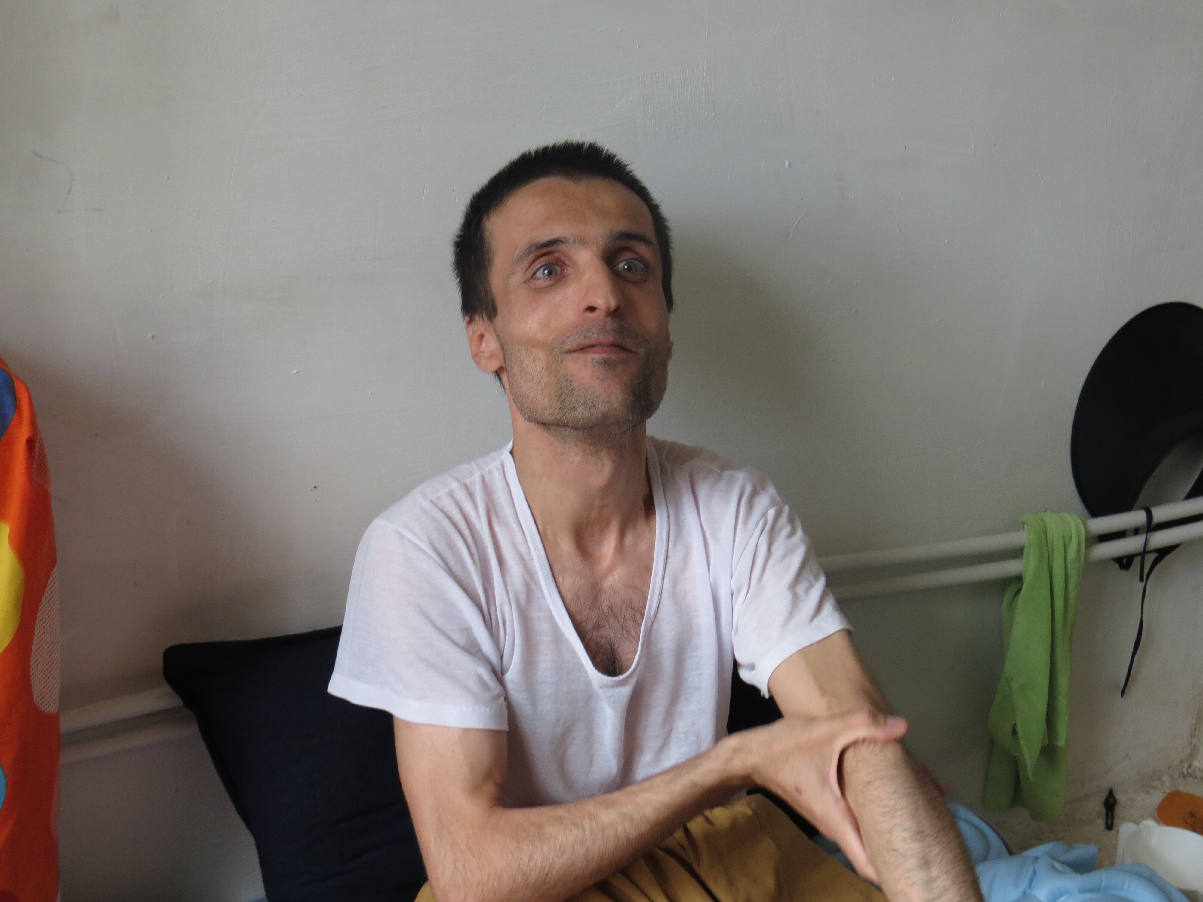 گفت‌وگو با جوان کردستانی که در بستر بیماری حافظ کل قرآن شد