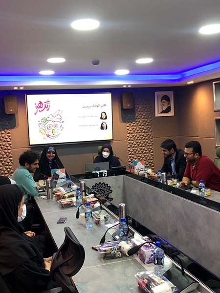 گزارش خبری دومین روز از سلسه نشستهای علمی تخصصی هفته ملی کودک حوزه هنری گزارش خبری دومین روز از سلسه نشستهای علمی تخصصی هفته ملی کودک حوزه هنری