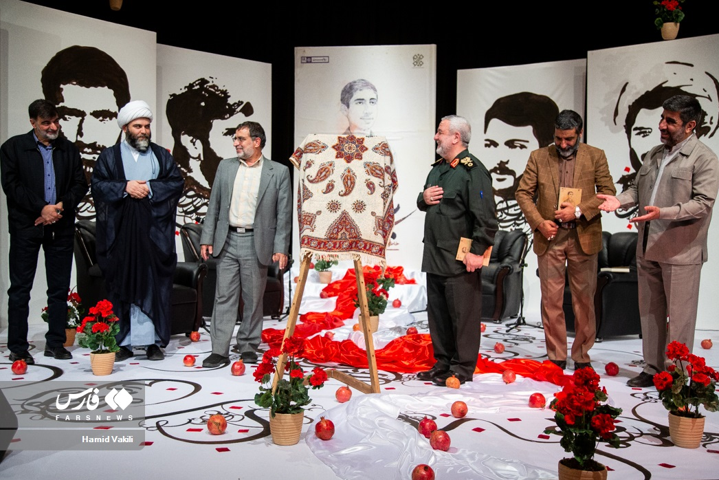 رونمایی از کتاب خاطرات مهدی سلحشور در دفاع مقدس/ از ۸۰ شهید در «باغ حاج علی» یاد کردم