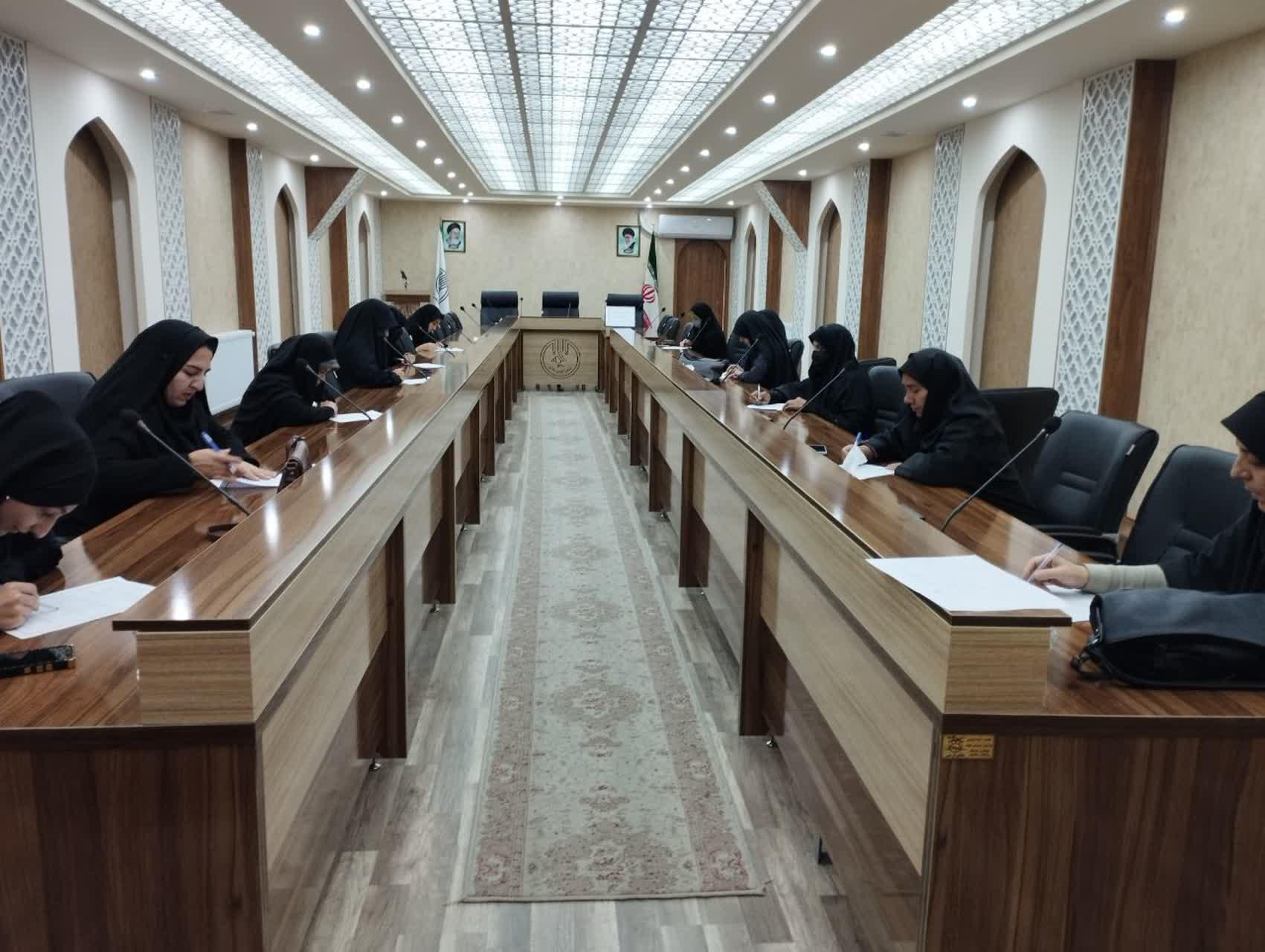 آزمون پایان دوره آموزش تکمیلی «پلکان حرف آورد» در اردبیل