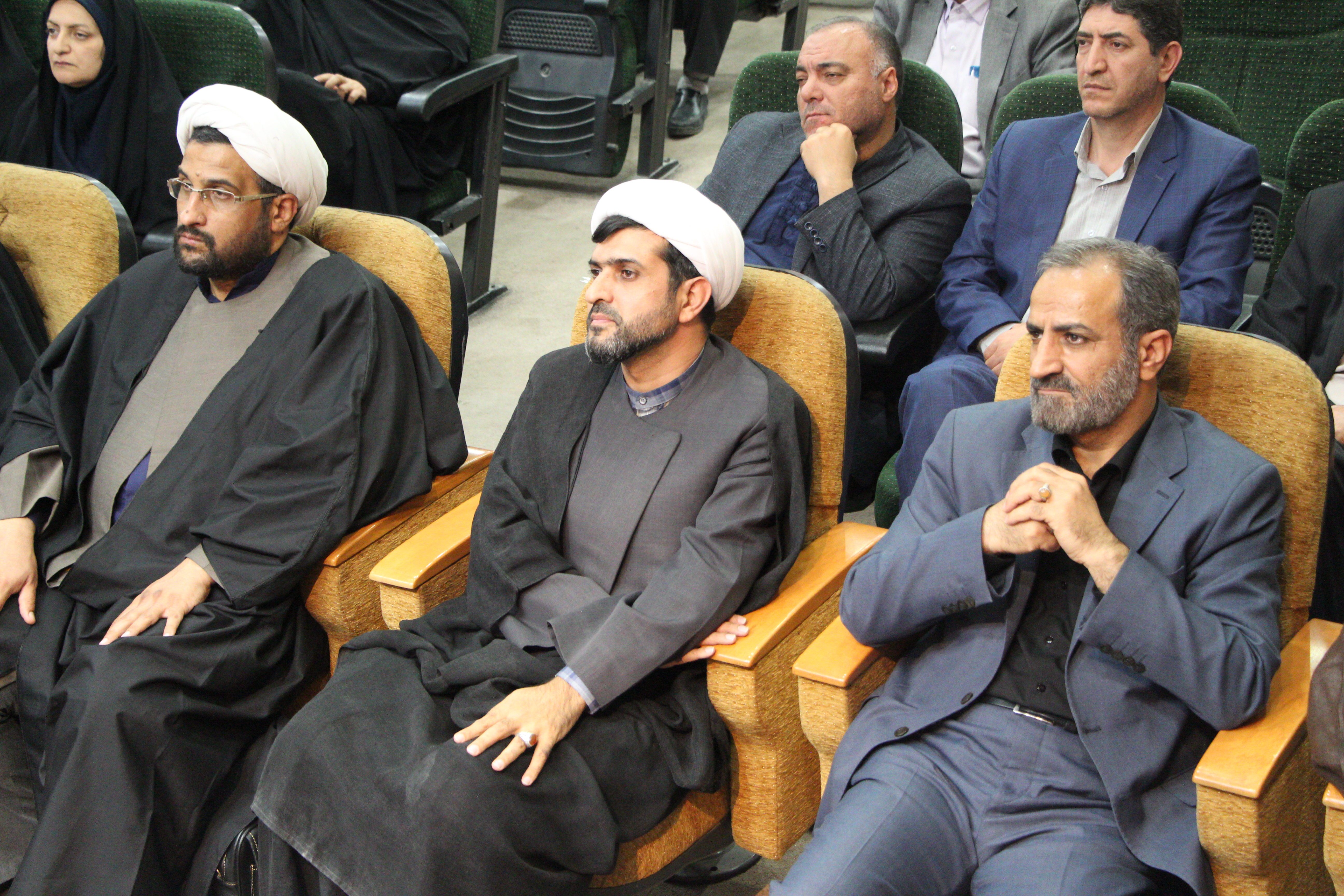 سازمان تبلیغات استان دانش آموز کنشگر اجتماعی و کنشگر حجاب تربیت میکند سازمان تبلیغات استان دانش آموز کنشگر اجتماعی و کنشگر حجاب تربیت میکند