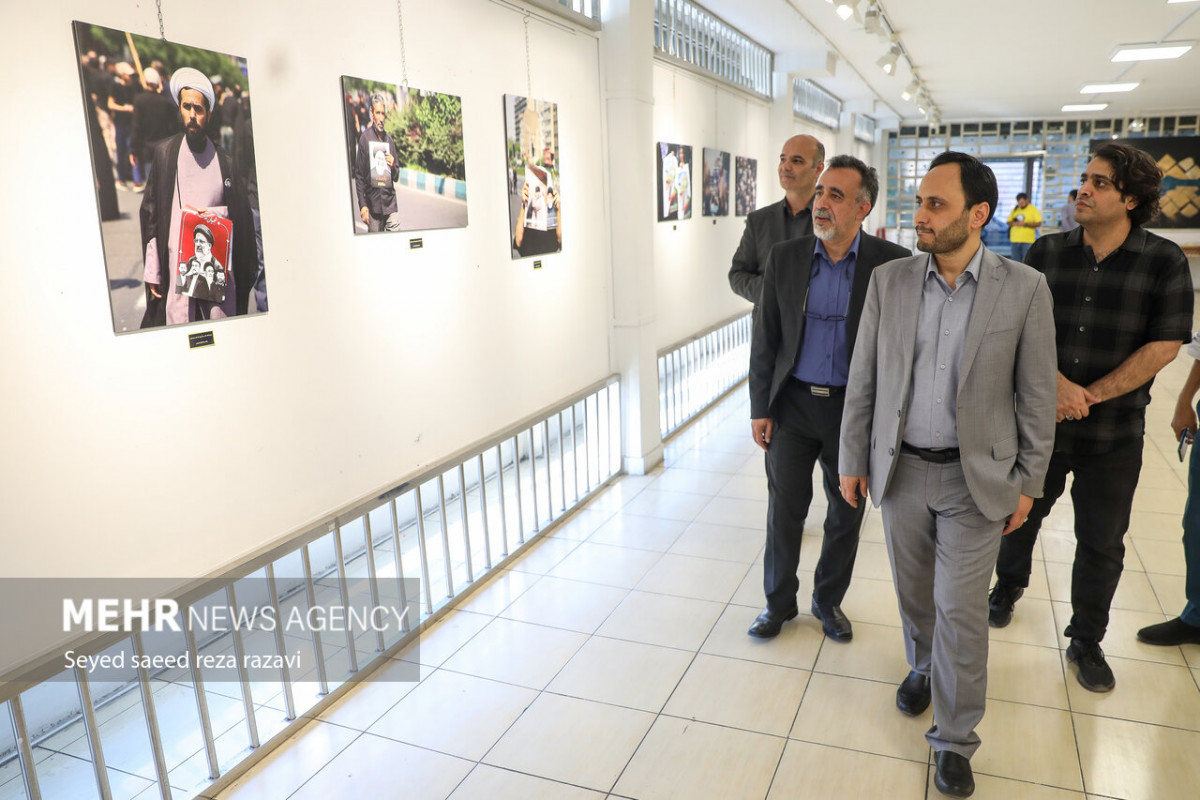 افتتاح نمایشگاه عکاسی تشییع خادمان حرم ایران