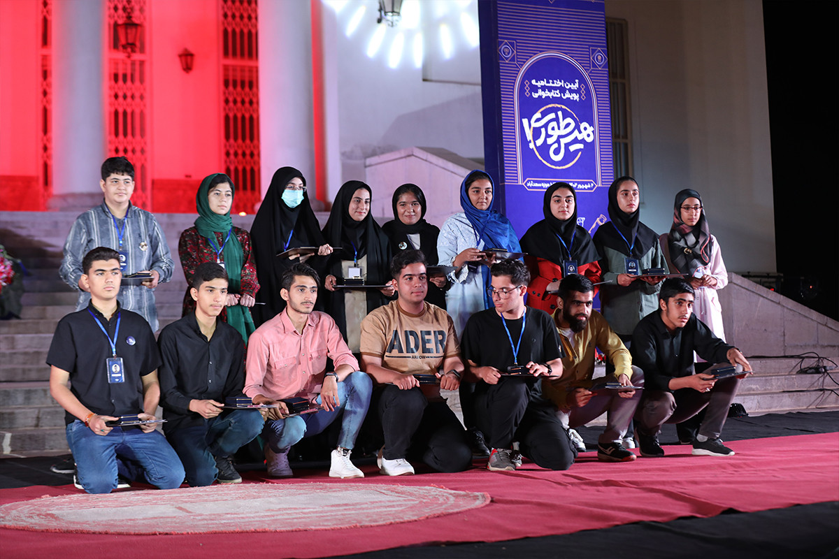 《历史》：面向青少年的阅读活动