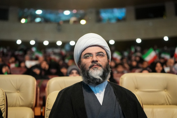 باید با صبری حکیمانه و عقلانی به تکلیف عمل کنیم