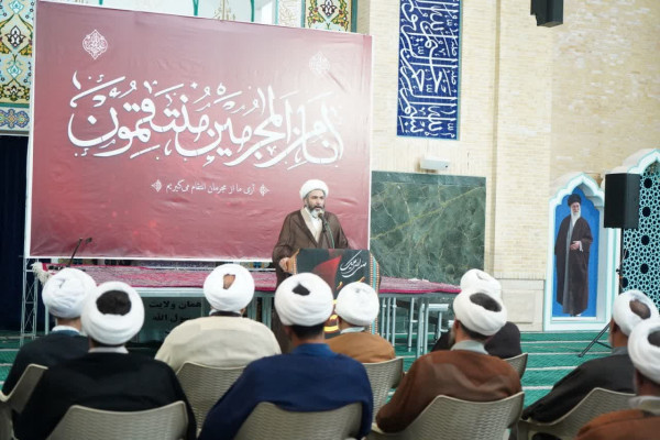 ما باید از ظرفیت محرم برای تقویت انس قرآنی بهره‌گیری کنیم
