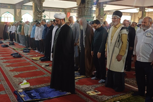 نماز عید سعید قربان اقامه شد