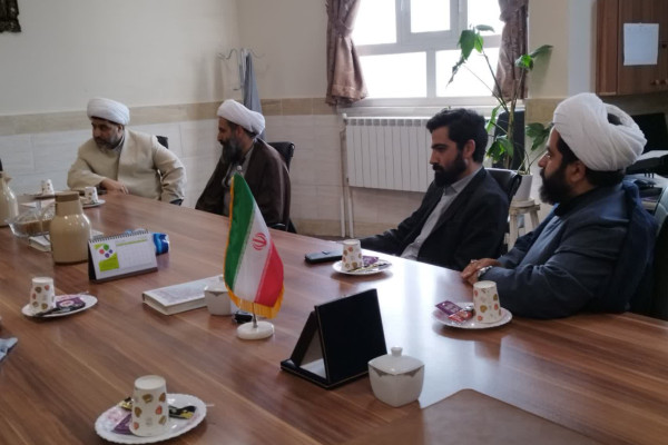 پیوند علم و تربیت