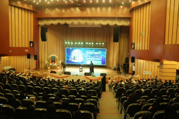 جشنواره سفیران آیه‌ها با یاد شهدای خدمت برگزار شد