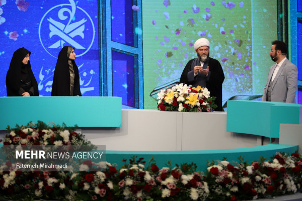 اختتامیه پویش ملی «زندگی با آیه ها»