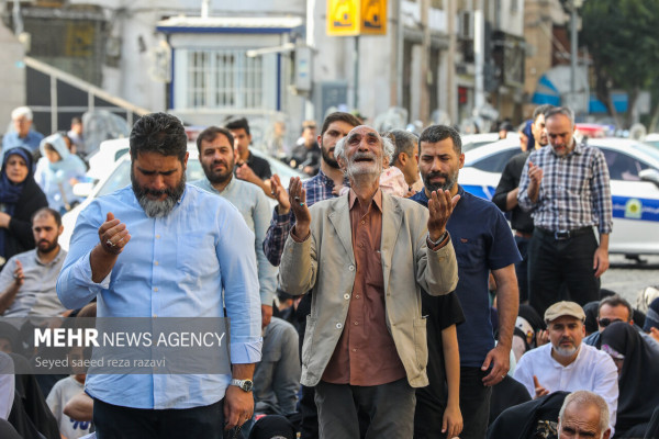 مراسم قرائت دعای عرفه