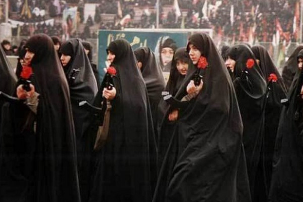 سلسله نشست‌های زن در هندسه‌ی انقلاب اسلامی برگزار شد