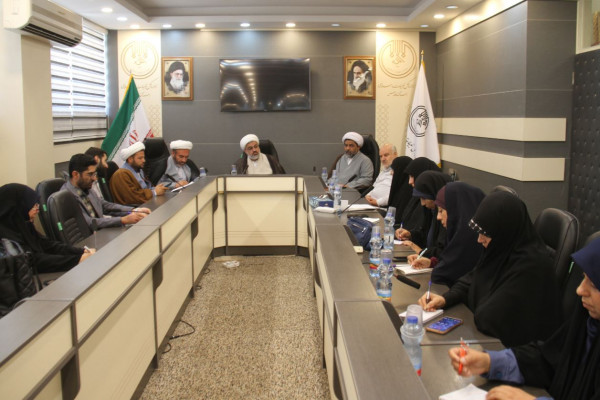 سی و سومین نشست هسته مرکزی نهضت قرآنی بانوان استان فارس