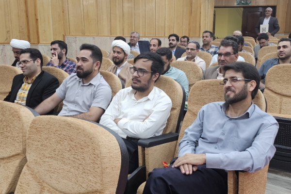 دورهمی معلمان علوم و معارف اسلامی صدرای شهرستان یزد با حضور استاندر یزد