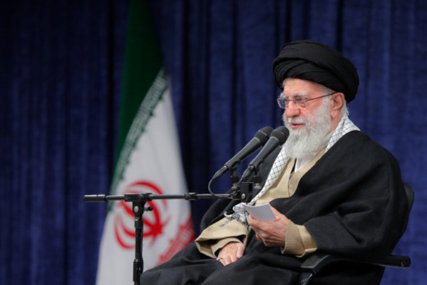 محکومیت تهدید رهبری انقلاب توسط رئیس جمهوری آمریکا