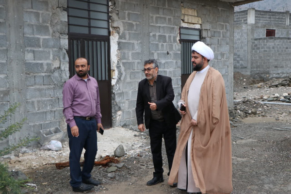 بازدید مدیر کل تبلیغات اسلامی هرمزگان از روند خانه عالم روستایی در میناب