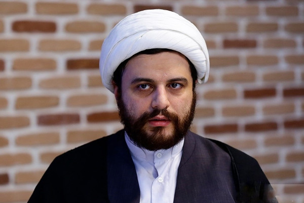 بررسی دستاوردها و چالش‌های انقلاب اسلامی با تأکید بر نقش زنان و رسانه‌ها