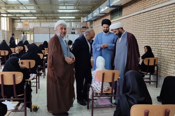 بیستمین دوره آزمون حفظ تخصصی قرآن کریم با حضور ۳۵۲ نفر از حافظان قرآن کریم استان