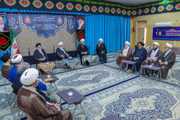 دیدار حجت الاسلام قمی با امام جمعه یزد