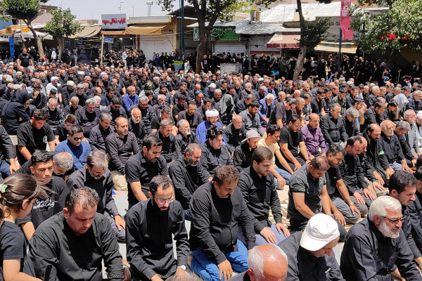 عزاداری ظهر روز عاشورا