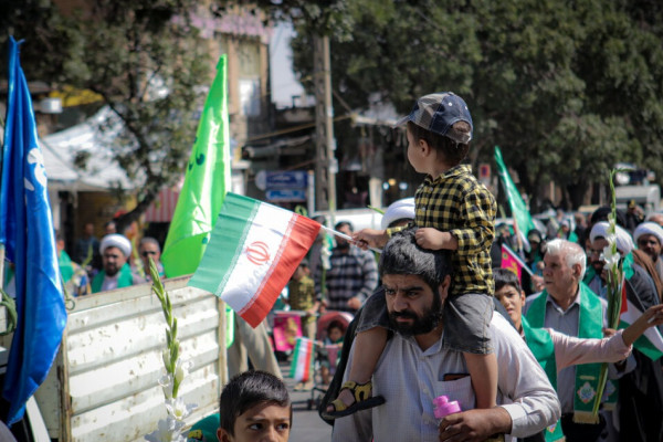 شادپیمایی بزرگ خانوادگی امت احمد(ص) در دیار الوند