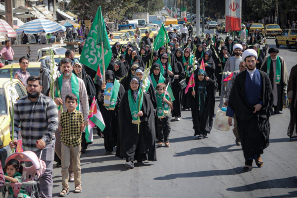 شادپیمایی بزرگ خانوادگی امت احمد(ص) در دیار الوند