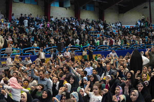 «Mahfel»: de la televisión a las ciudades de Irán