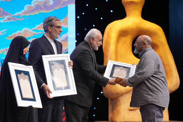 Карен Хомаюнфар выбран деятелем искусства года