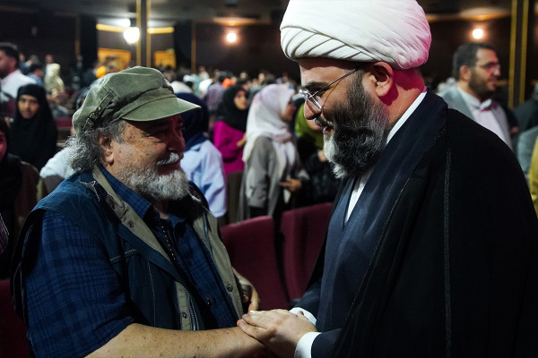 Se celebró el ۱۴.º Festival Internacional de Cine ۱۰۰