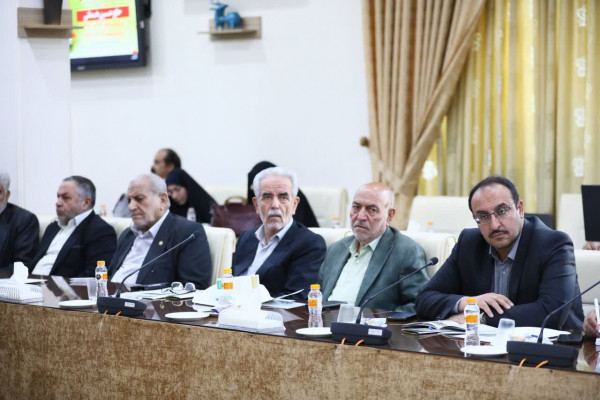 نشست صمیمی جمعی از هیأت‌های مذهبی استان با رییس سازمان هیات و تشکل های دینی