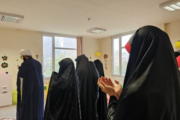 طراحی عملیات فرهنگی به همت دختران حاج قاسم اردبیل