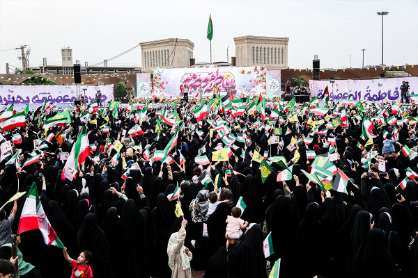 حملة «مثل النجمة»؛ أكبر احتفال للفتيات في إيران