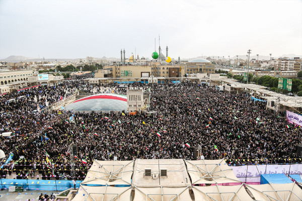 Акция «Как звезда» — крупнейший праздник для девушек в Иране