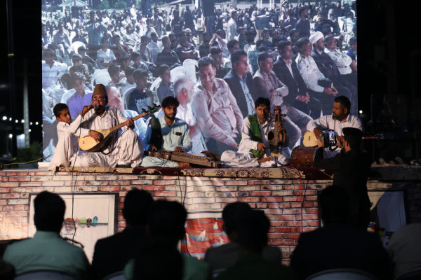 برپایی مهمانی بزرگ «امت احمد (ص)» در ریگان با غرفه‌های متنوع مردمی