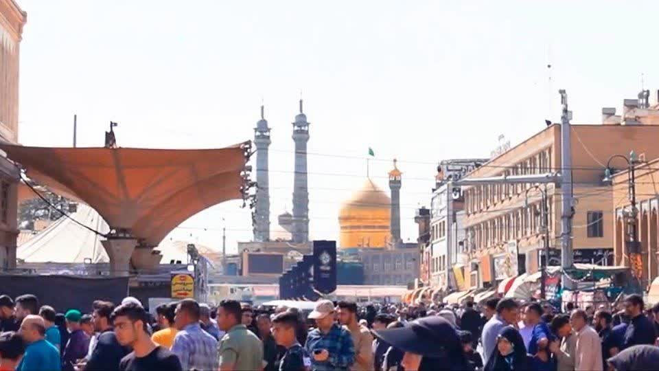 حال و هوای خدمت به زائران حرم حضرت معصومه (س)