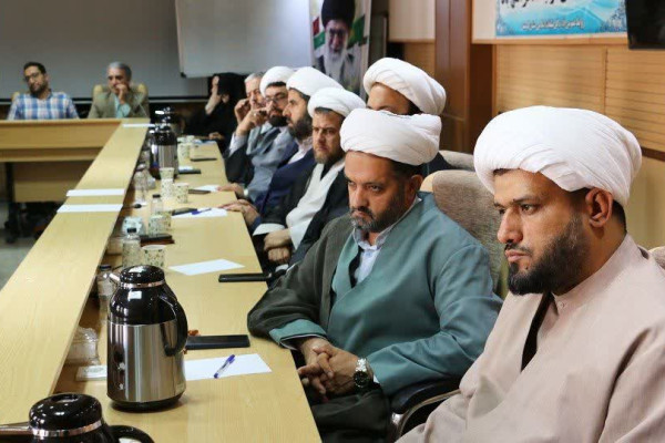 نشست هم‌اندیشی مدیرکل امور مجلس سازمان تبلیغات در کردستان