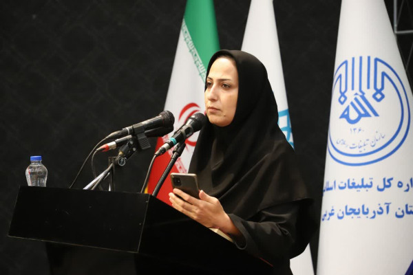 محفل شعر چکامه مقاومت برگزار شد