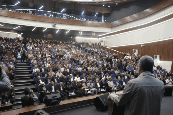 گردهمایی فاطمیون در شیراز با حضور فعالان مذهبی و فرهنگی