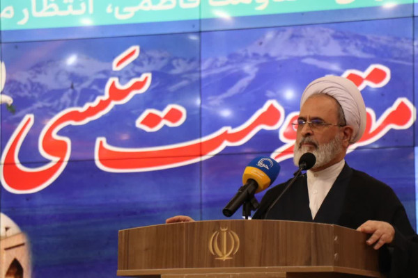 مقاومت ملت ایران، برگرفته از روح عاشورا و منطق فاطمی است