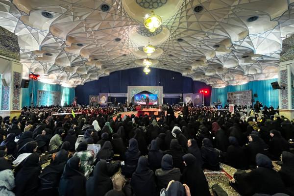 تجمع هزاران نفری دختران فاطمی