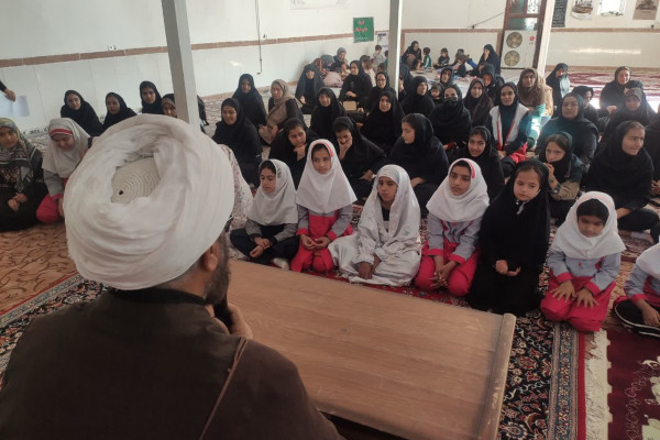 اجتماع بزرگ دختران فاطمی در شهرستان بدره برگزار شد