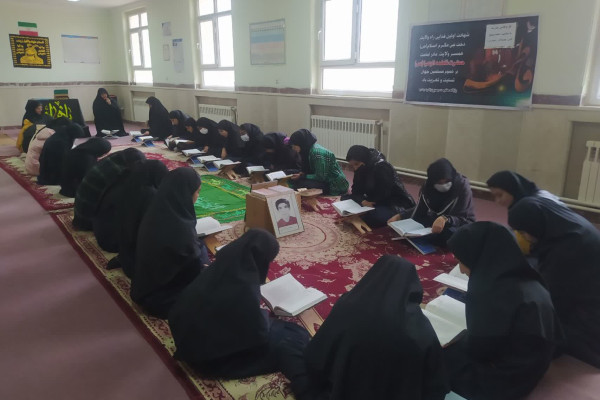 برگزاری محافل انس باقرآن کریم بمناسبت ایام فاطمیه در شهرستان بدره