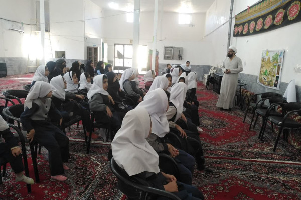 برگزاری نشست های تبیینی با محوریت گفتمان مقاومت در شهرستان بدره