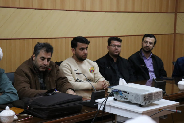 نشست تخصصی «عملیات زندگی با آیه‌ها» استان همدان 1404