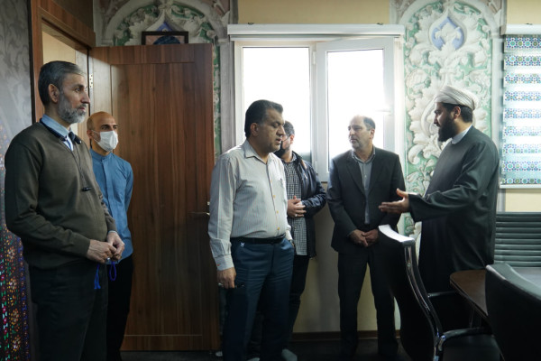 بازدید معاون اداری مالی و همکاران بخش اداری از مرکز رسانه تبلیغات اسلامی خوزستان