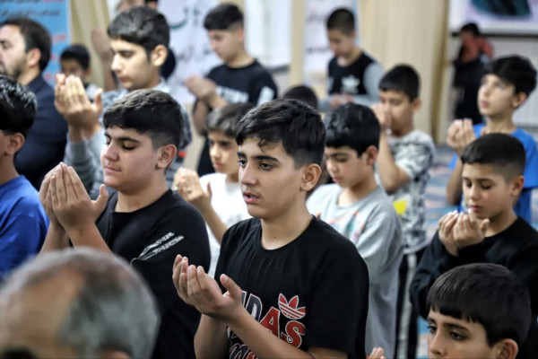 برپایی حلقه‌های بصیرتی و طرح‌های قرآنی در آیین معنوی اعتکاف کردستان