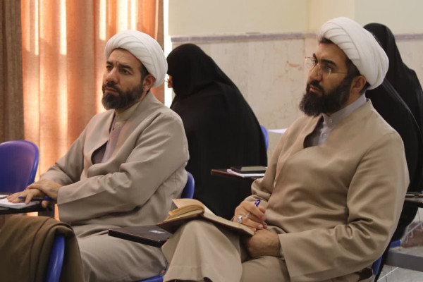 برگزاری نشست هم‌اندیشی اساتید معارف اسلام ناب استانهای همدان و زنجان