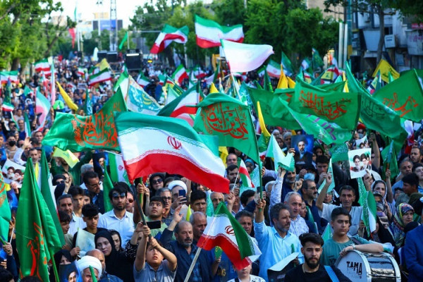 جشن کیلومتری غدیر در تبریز زیر پرچم امیرالمؤمنین(ع)